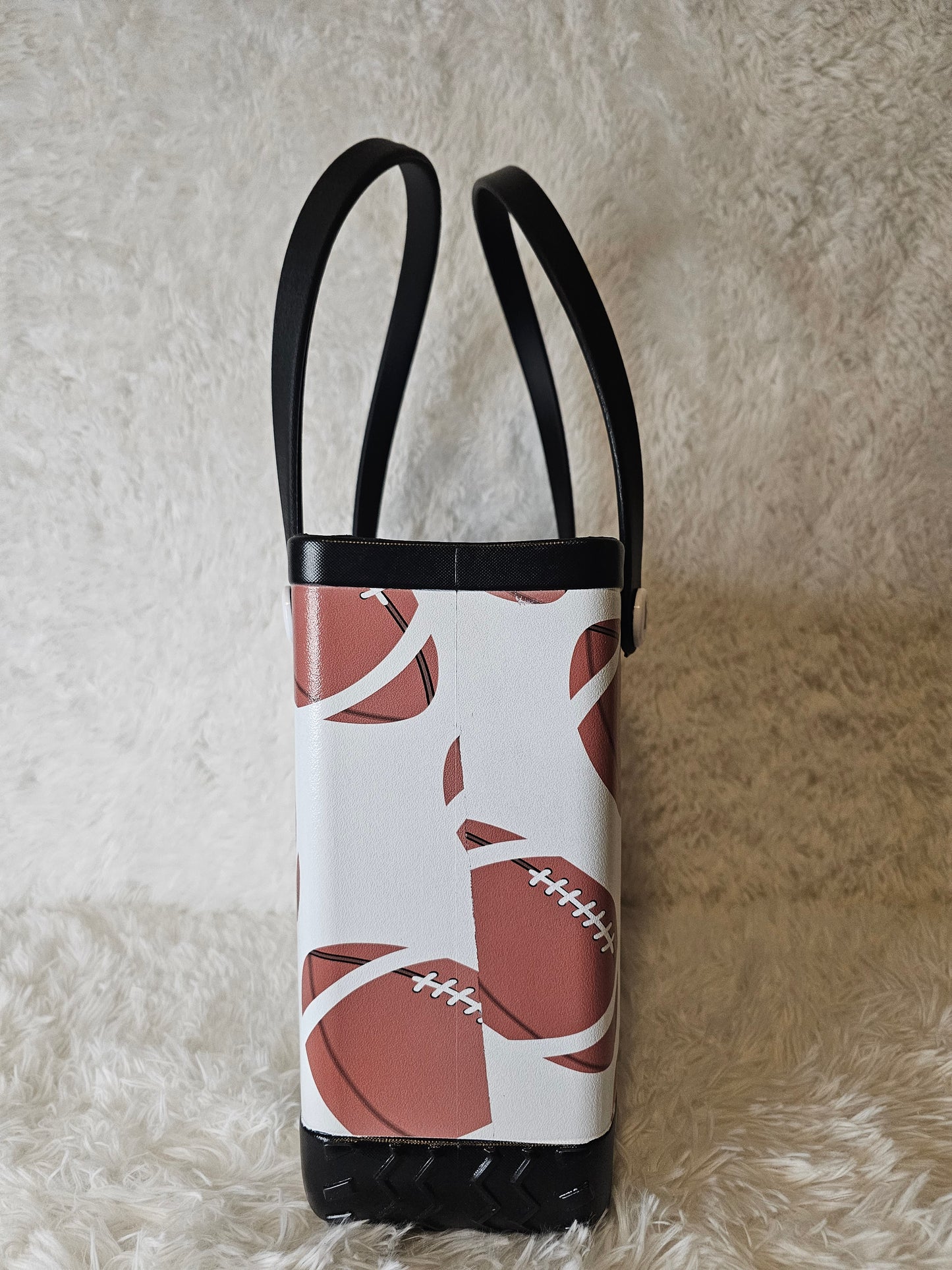 Medium size bogg like bag