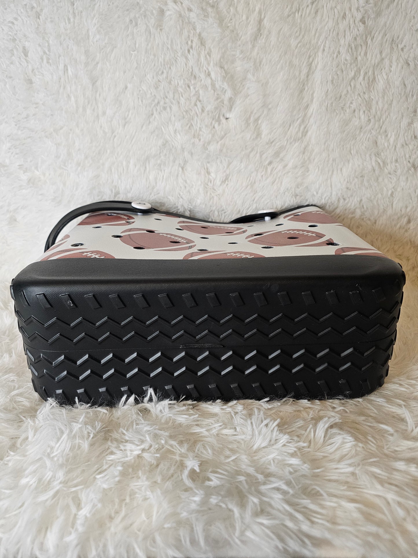 Medium size bogg like bag