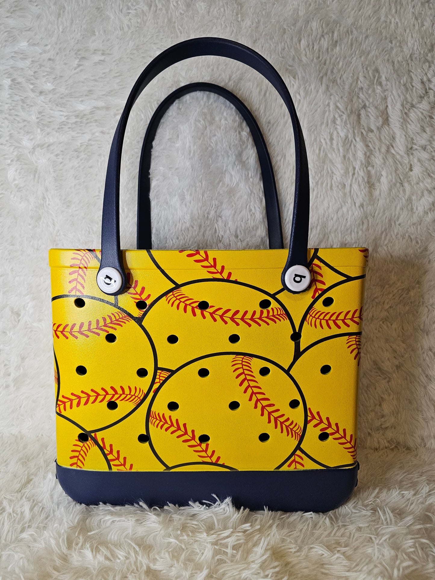 Medium size bogg like bag