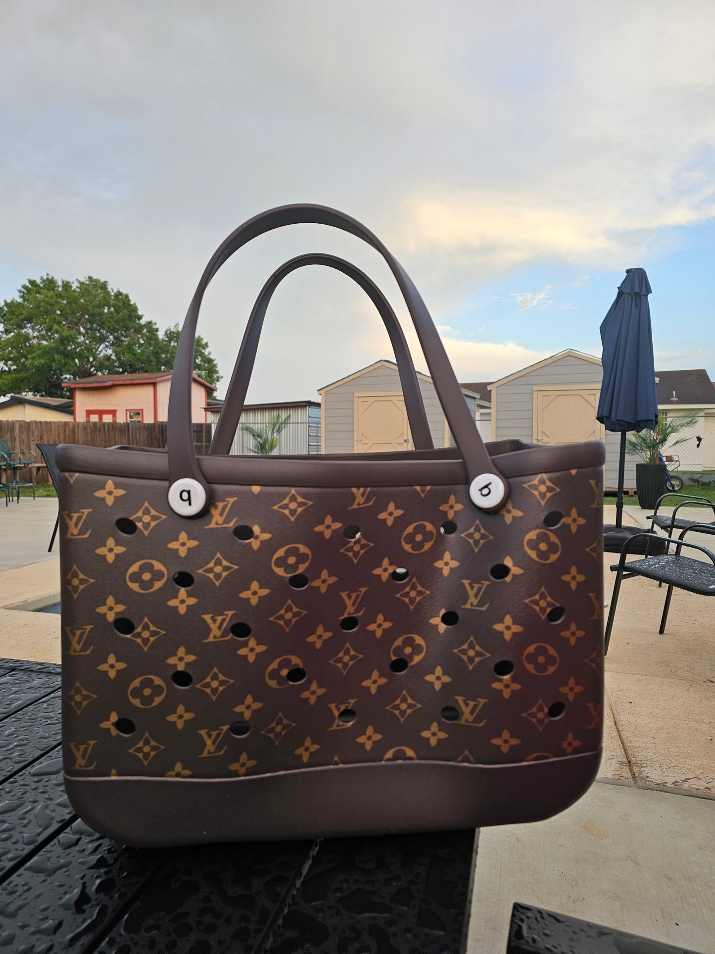 Large bogg bag