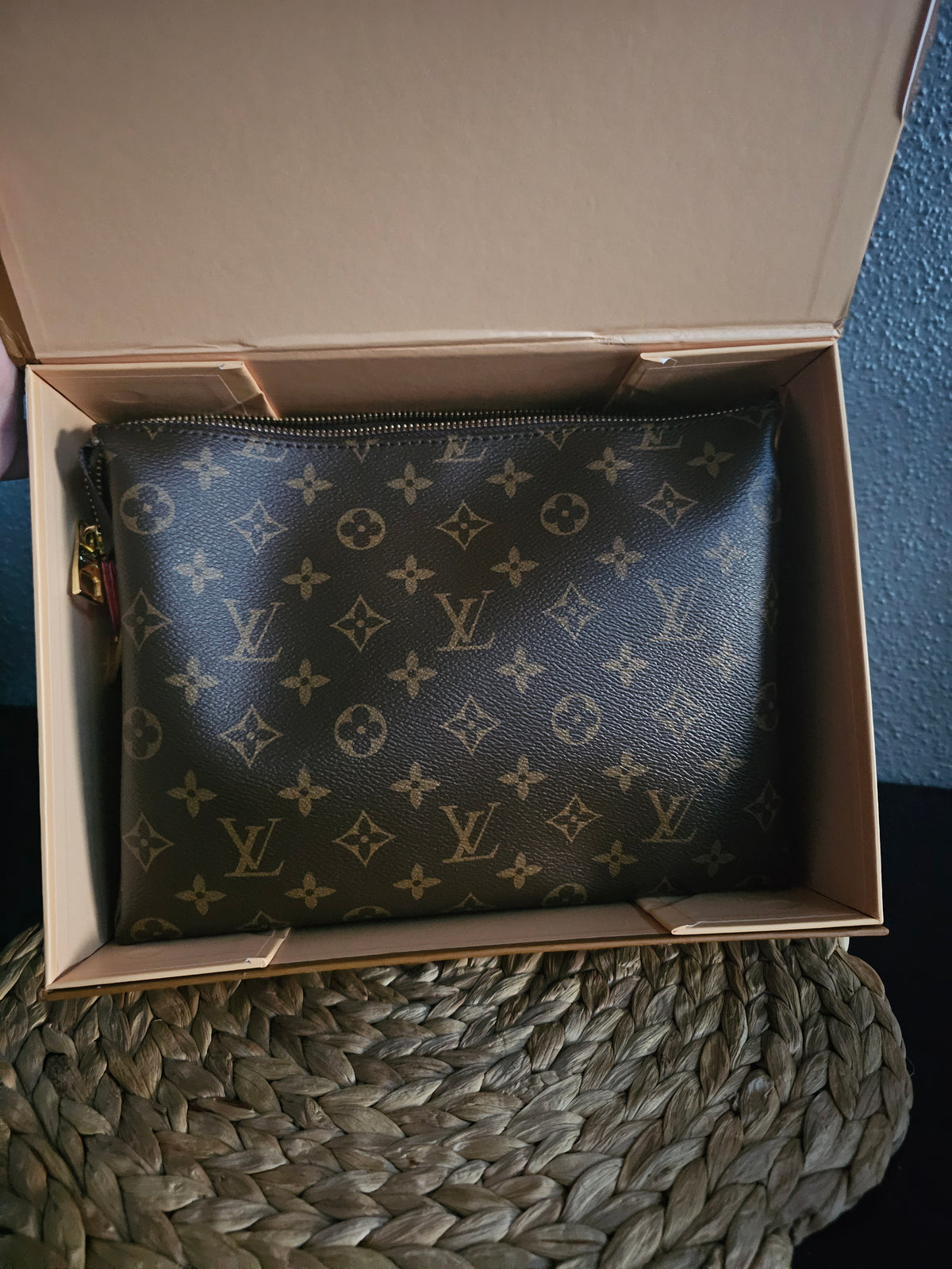 🥰 3 compartment Crossbody