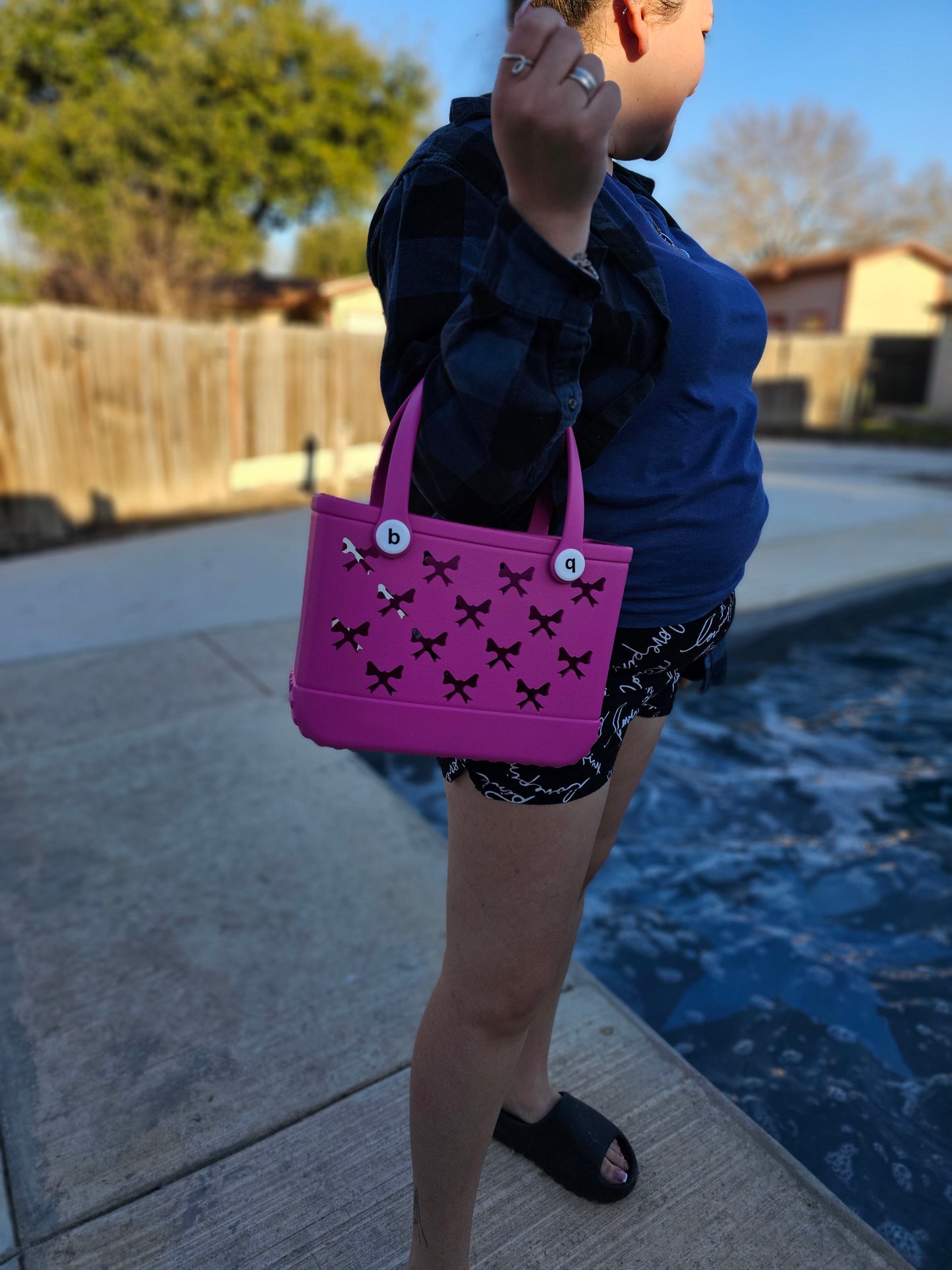 Pink small bogg like bow cut bag (11in.x8in.)
