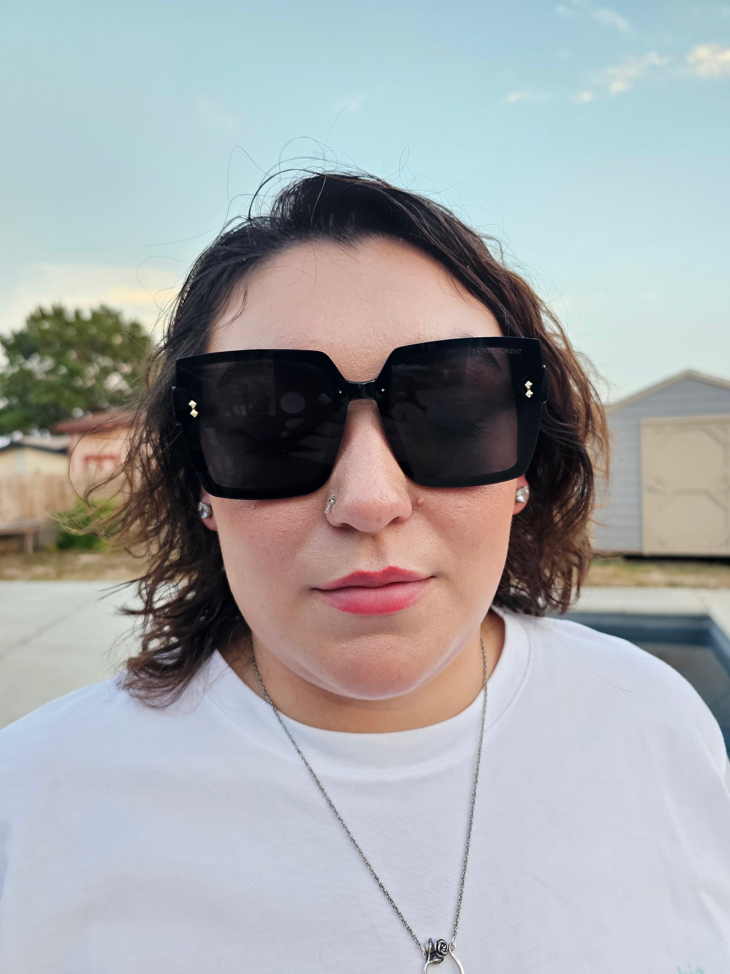 Y -s - l sunglasses w/glasses