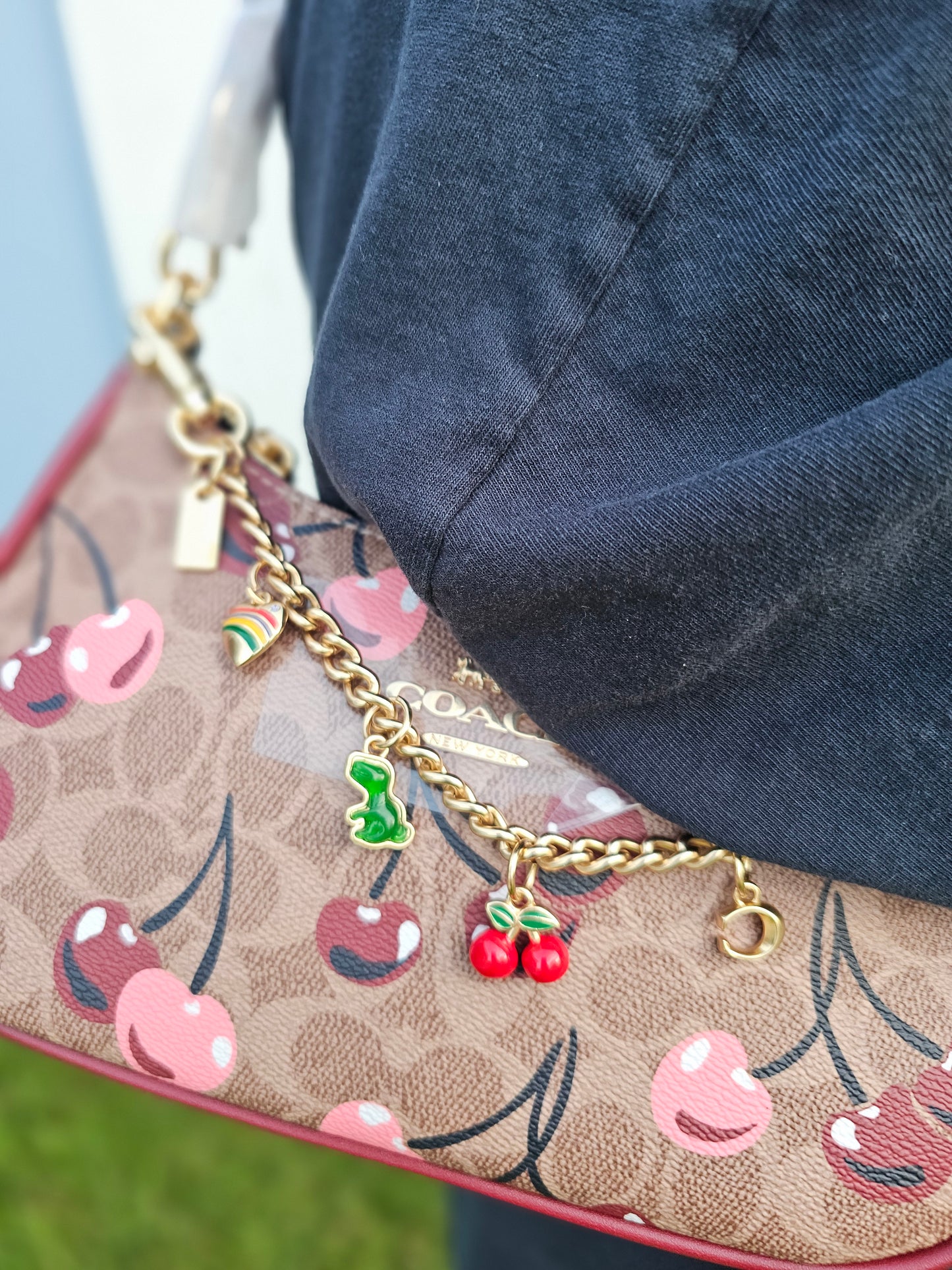 Shoulder carry/Crossbody w/charm