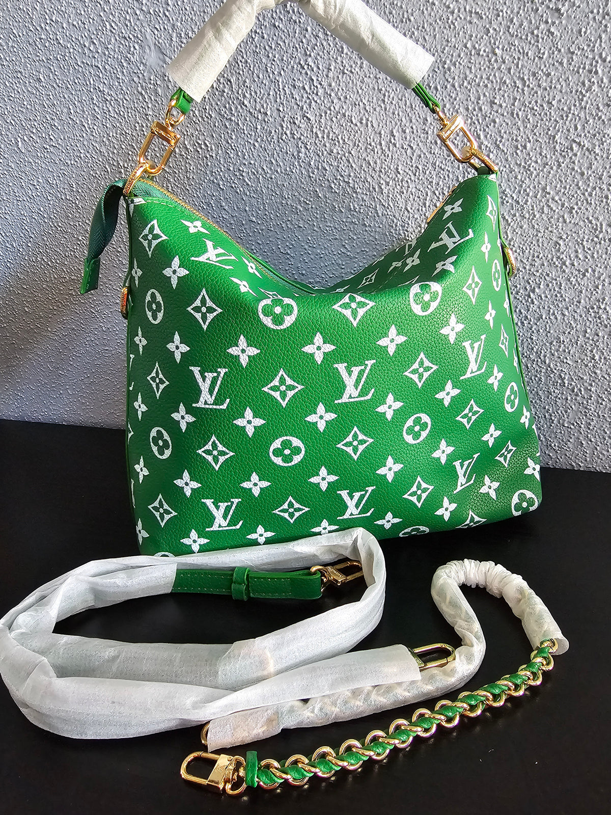 🥰Crossbody w/3 straps (12x10in.)
