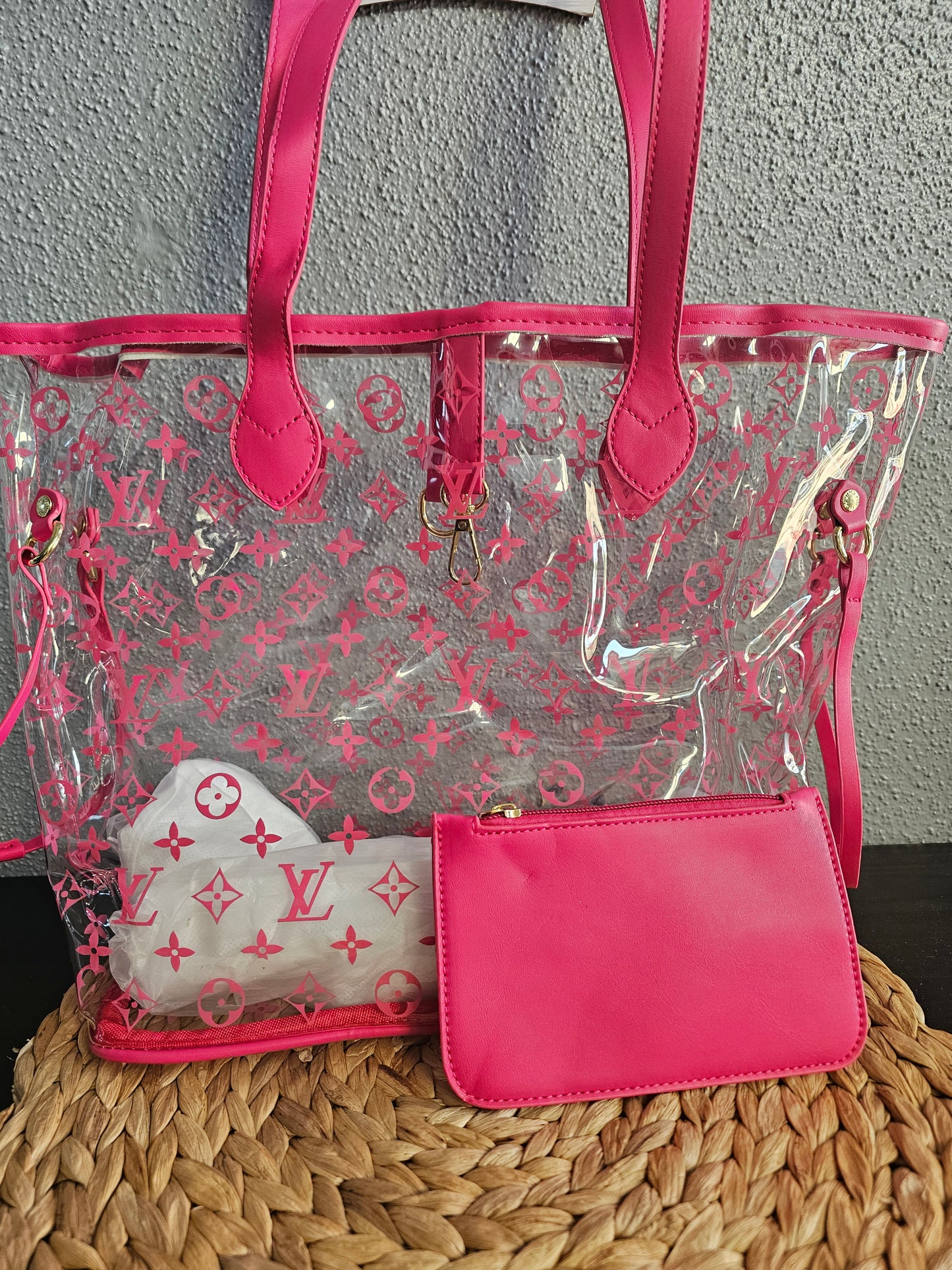 💥Clearance this beautiful bag has some tiny peeling nothing else wrong with her..