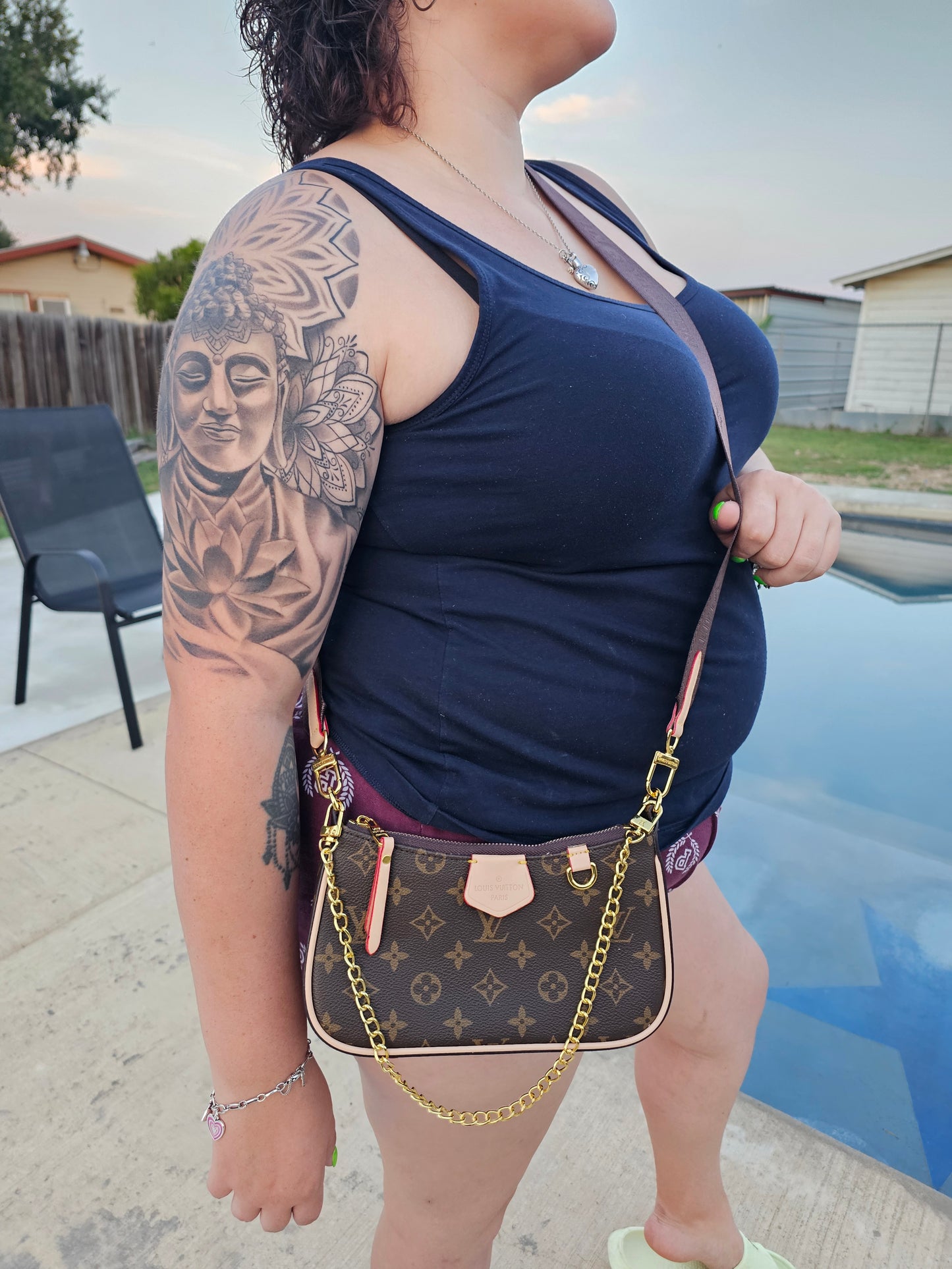 Crossbody w/ 2 straps