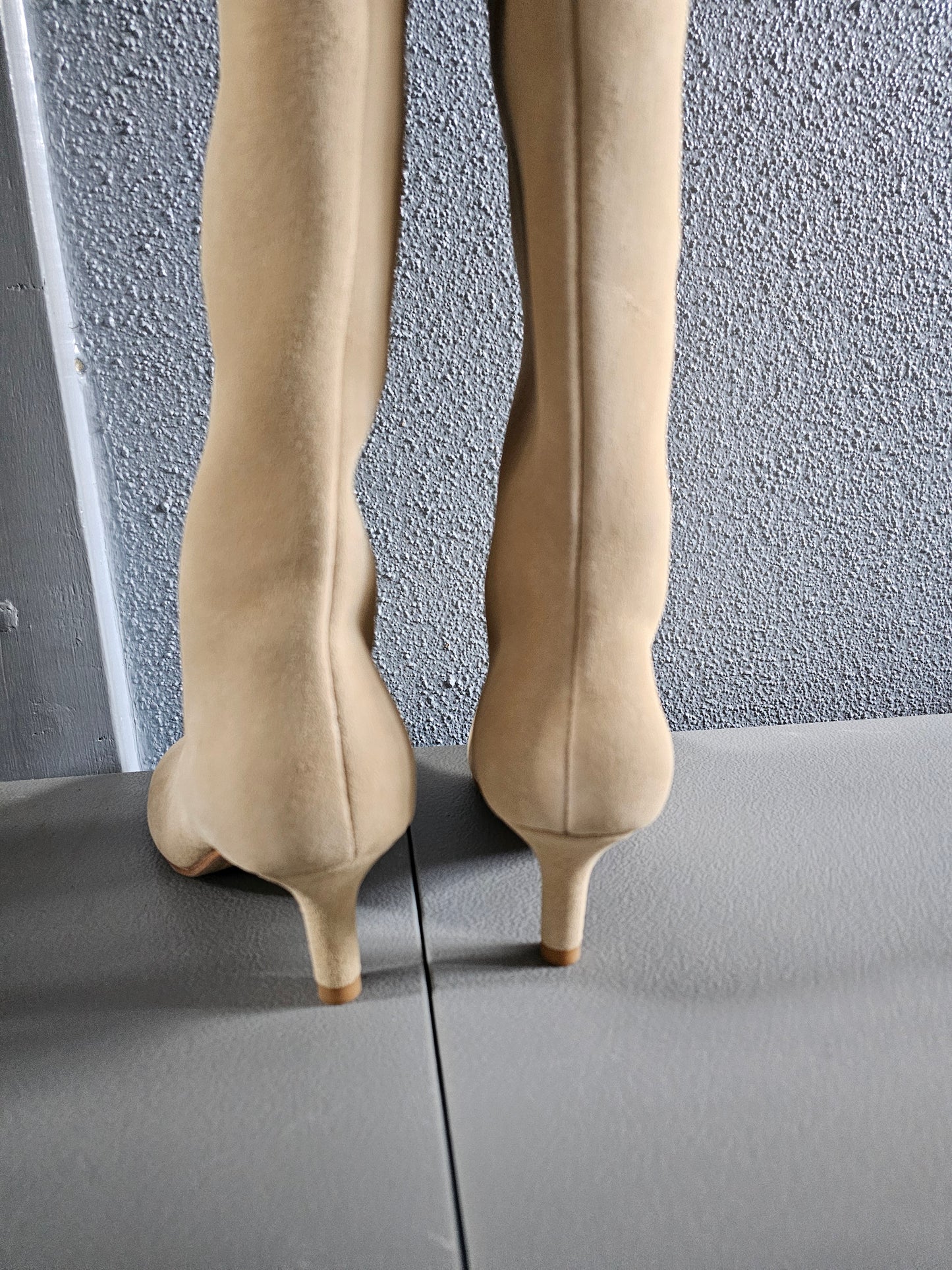 Suede knee high boots (size 7 1/2-8)