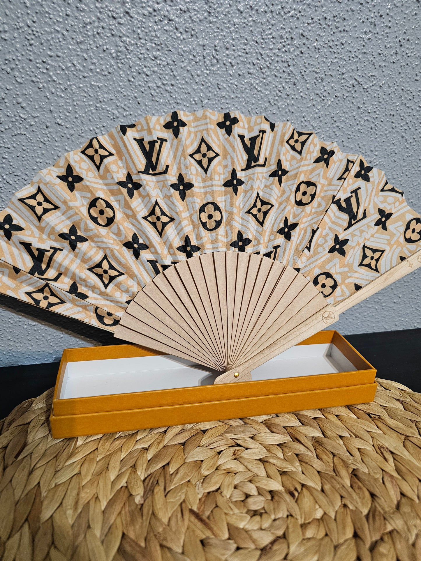 Wooden fan