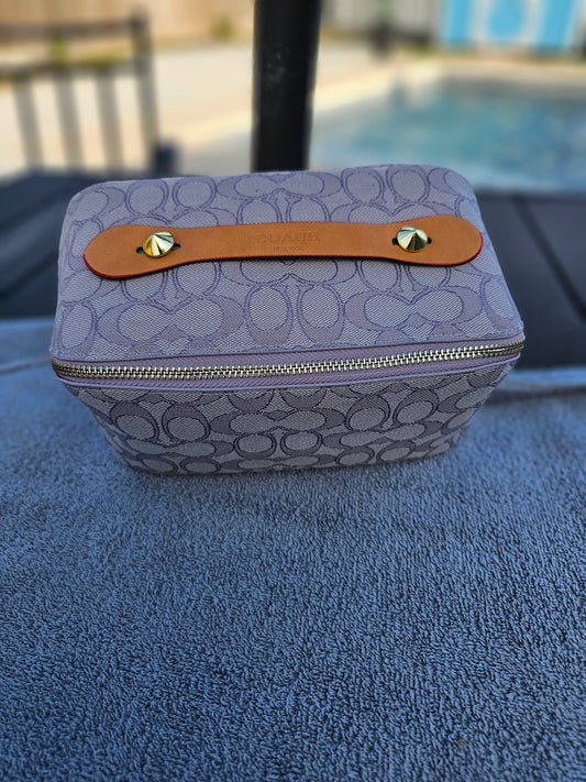 Makeup bag (purple)