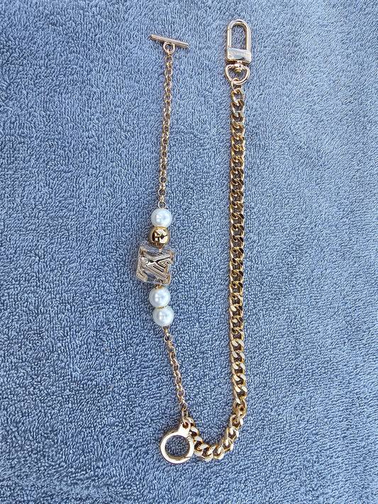Long bag charm