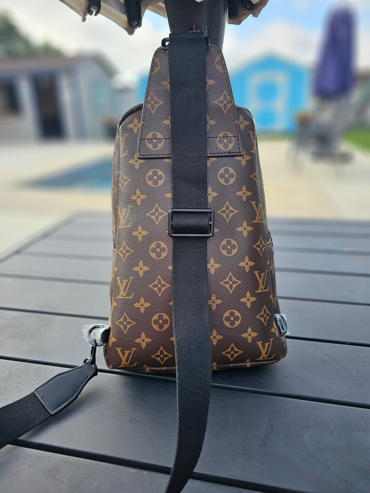 Sling bag