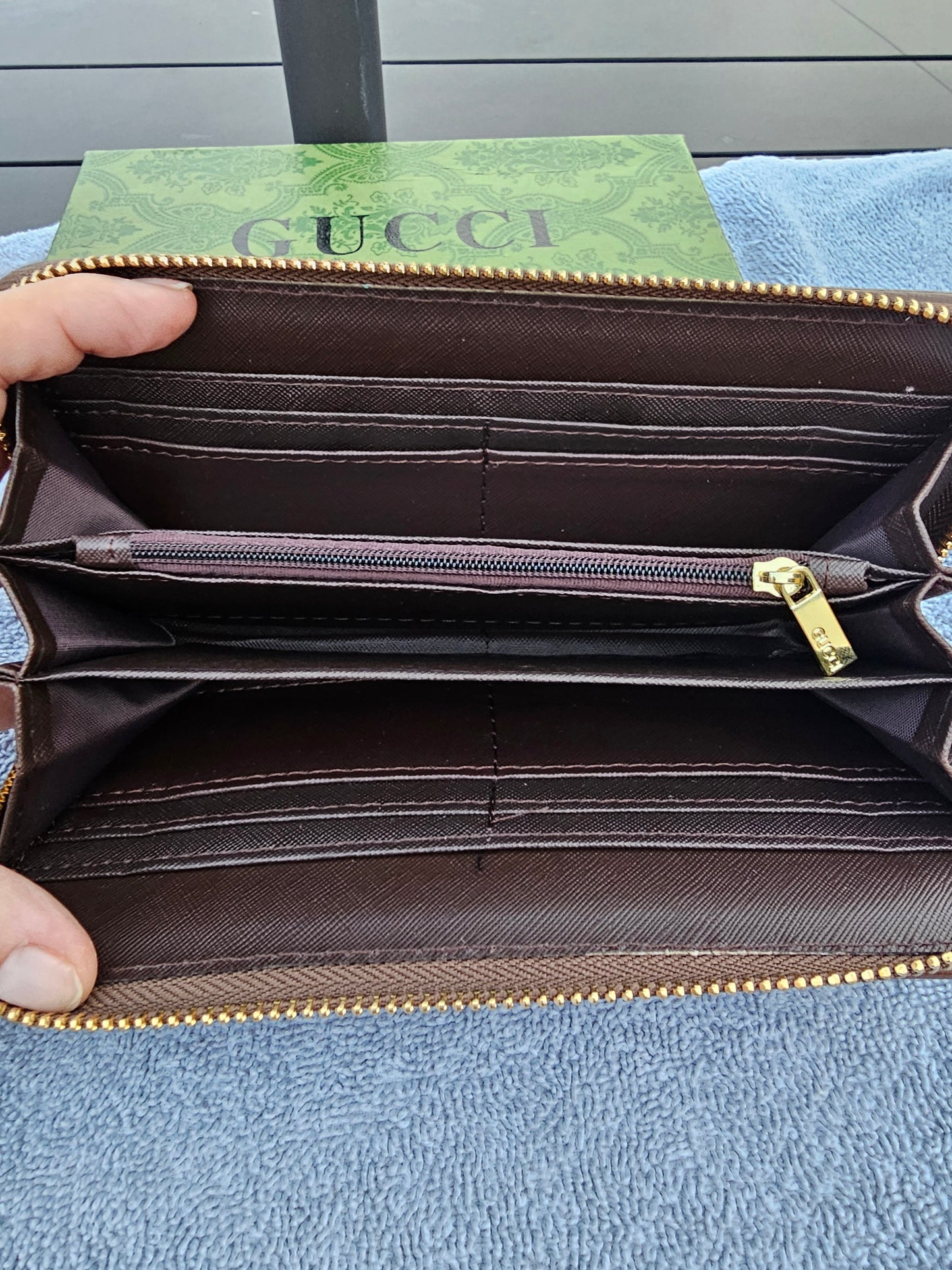 Full Size zippy wallet