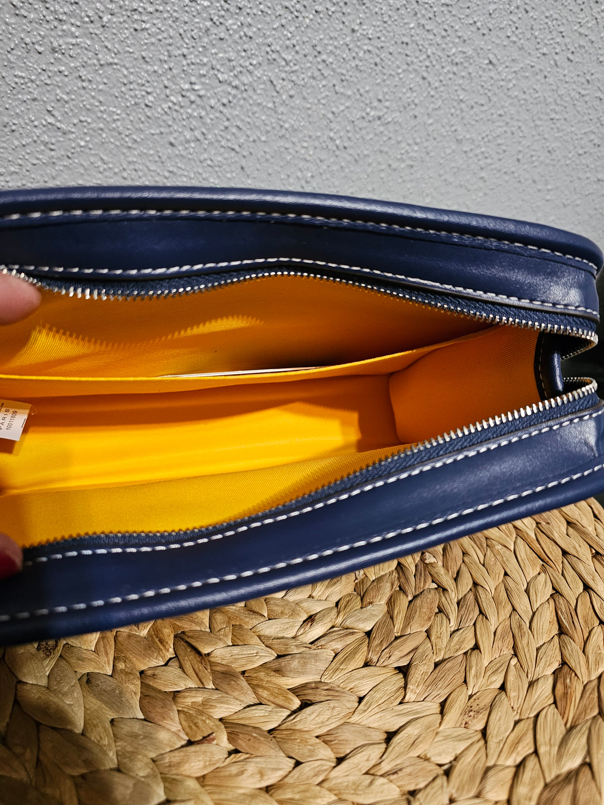 😎Toiletry bag size (10 × 7 1/2)