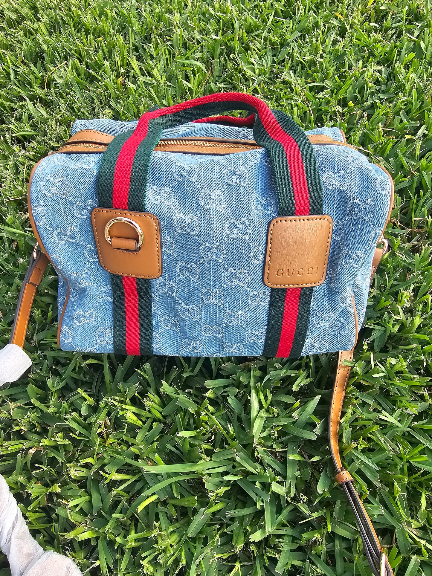Hand bag/Crossbody