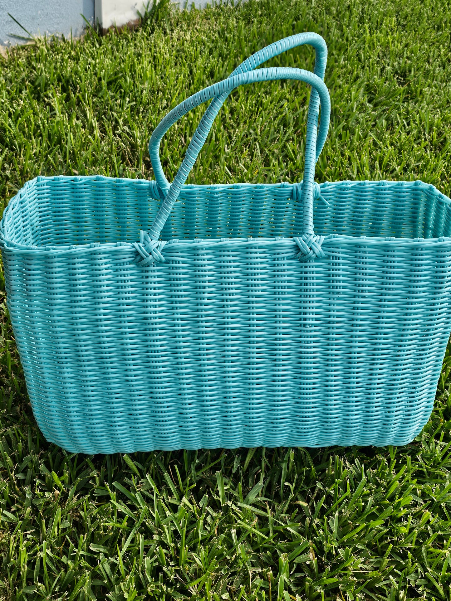 🥰Large woven tote (20inx12in.)