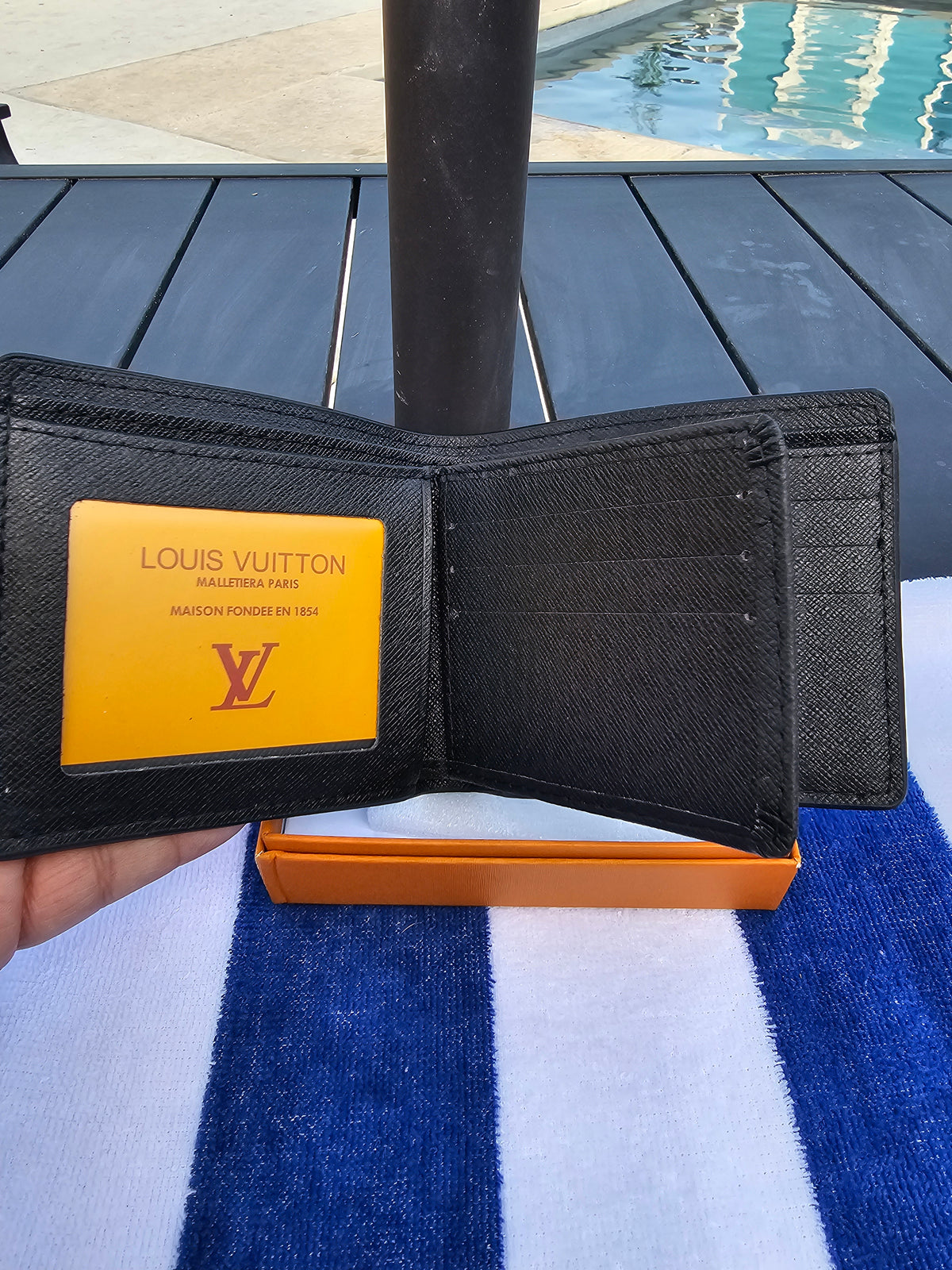 Mens wallet