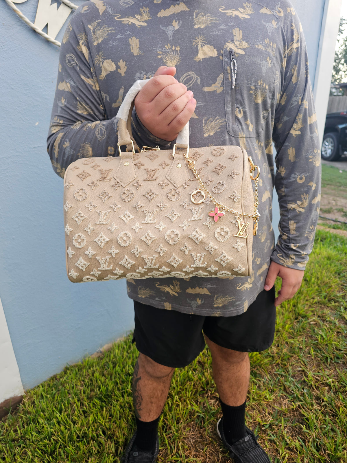 🥰Speedy 30 w/2 straps