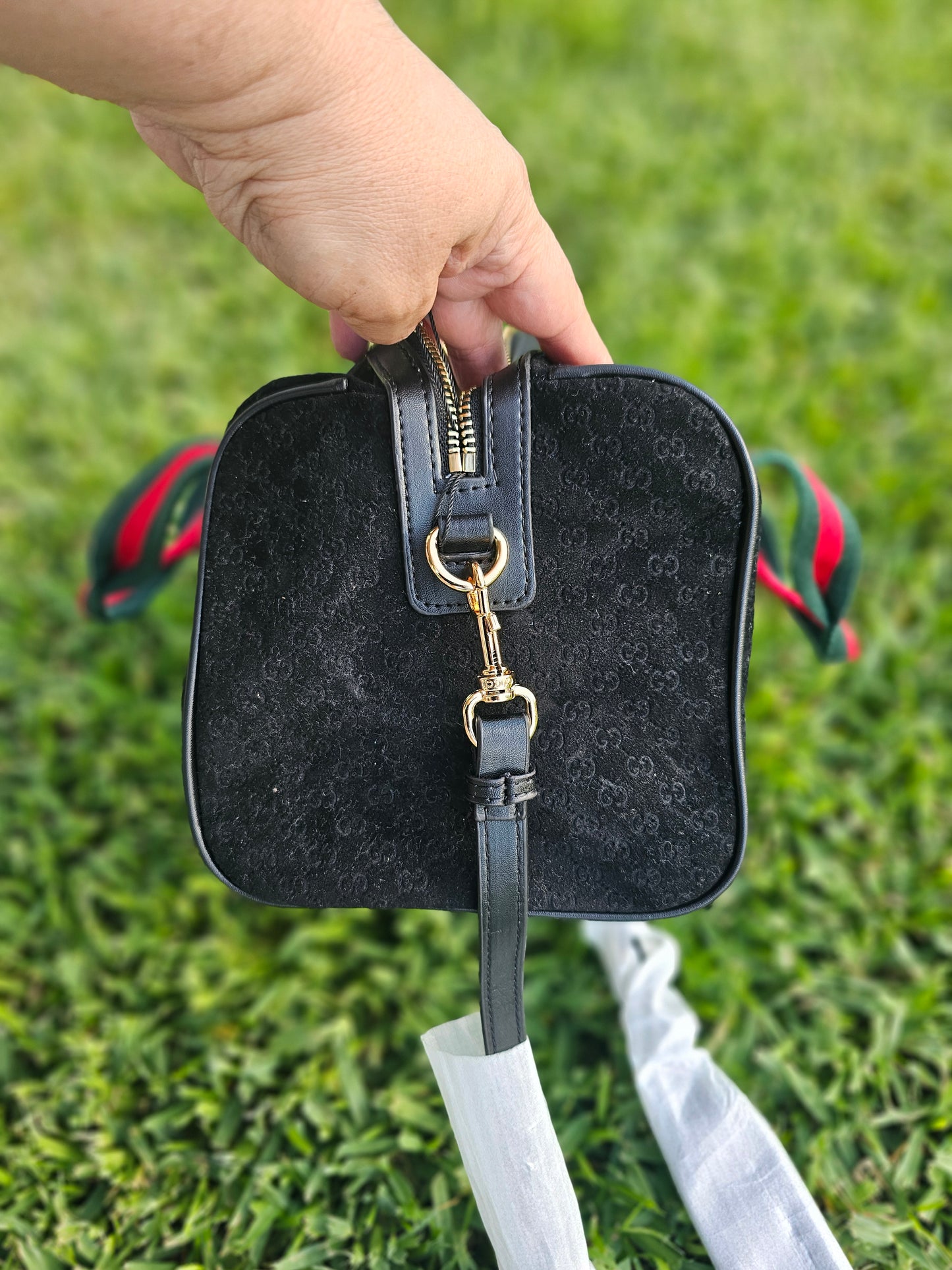 Hand/Crossbody