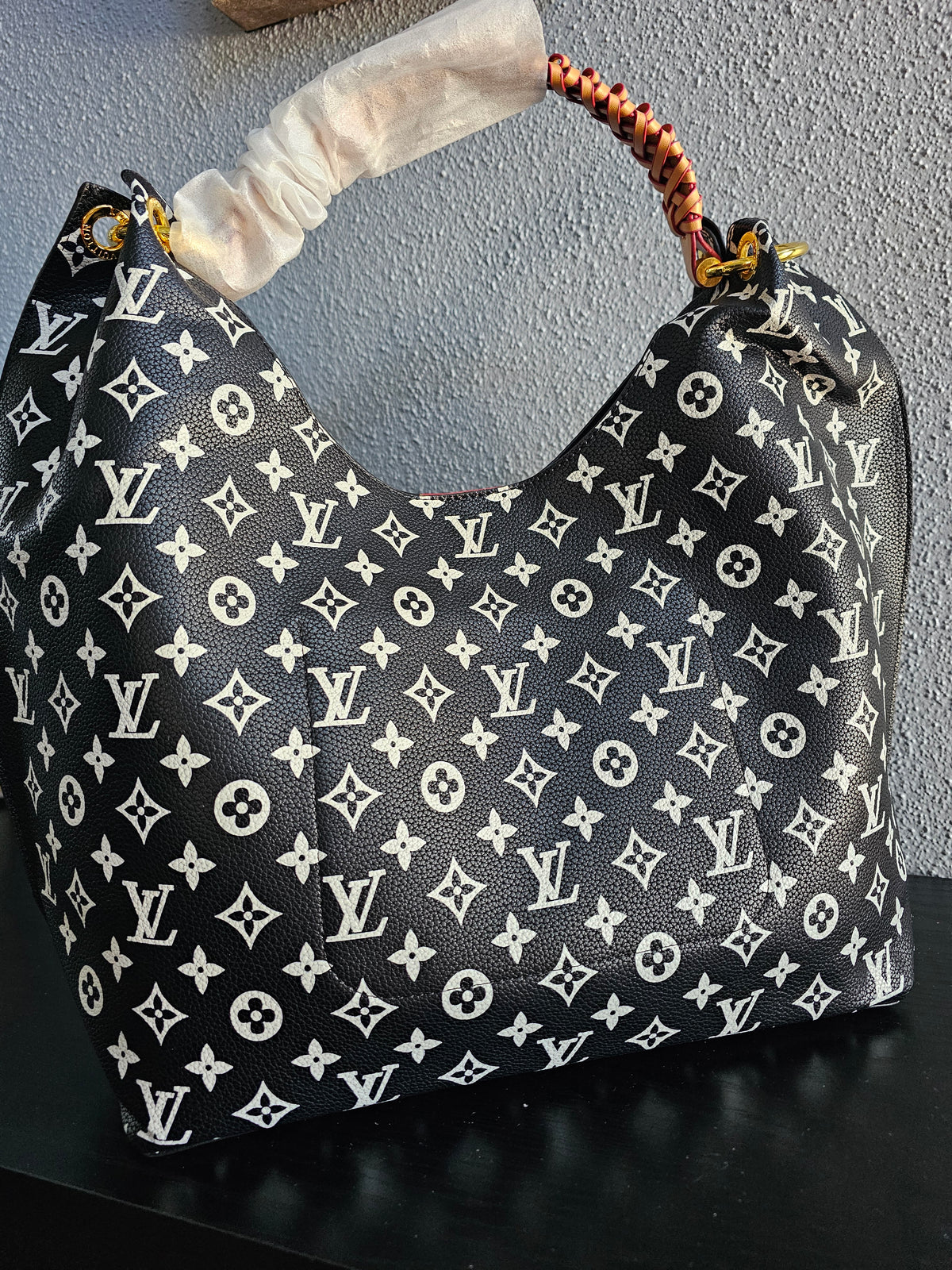 Large shoulder carry braided strap bag (black)