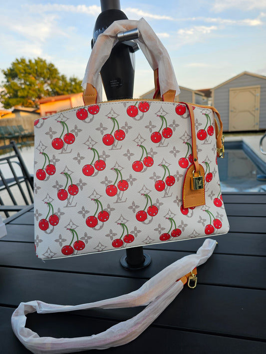 Hand bag / Crossbody