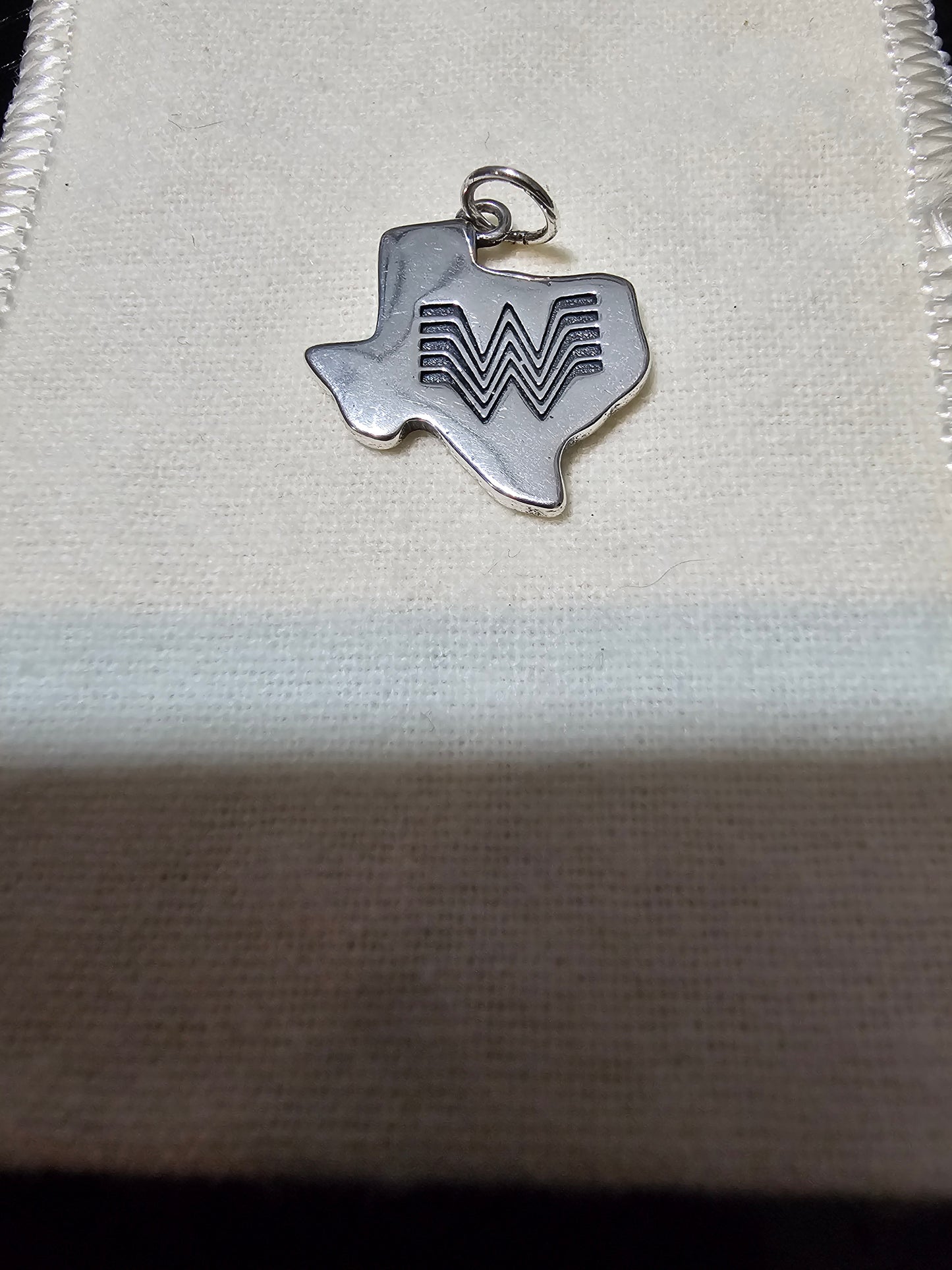 925  charm ( whataburger)