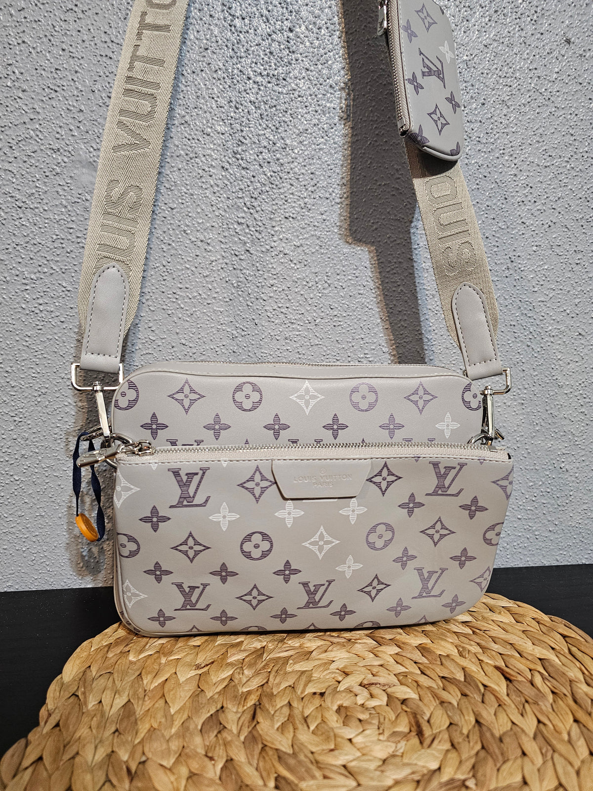 3 piece Crossbody (10x7in.) Gray
