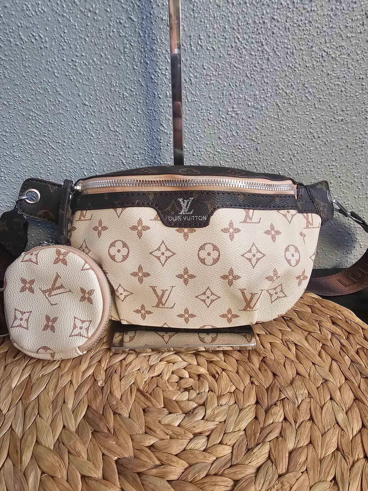 Chest bag (medium quality)