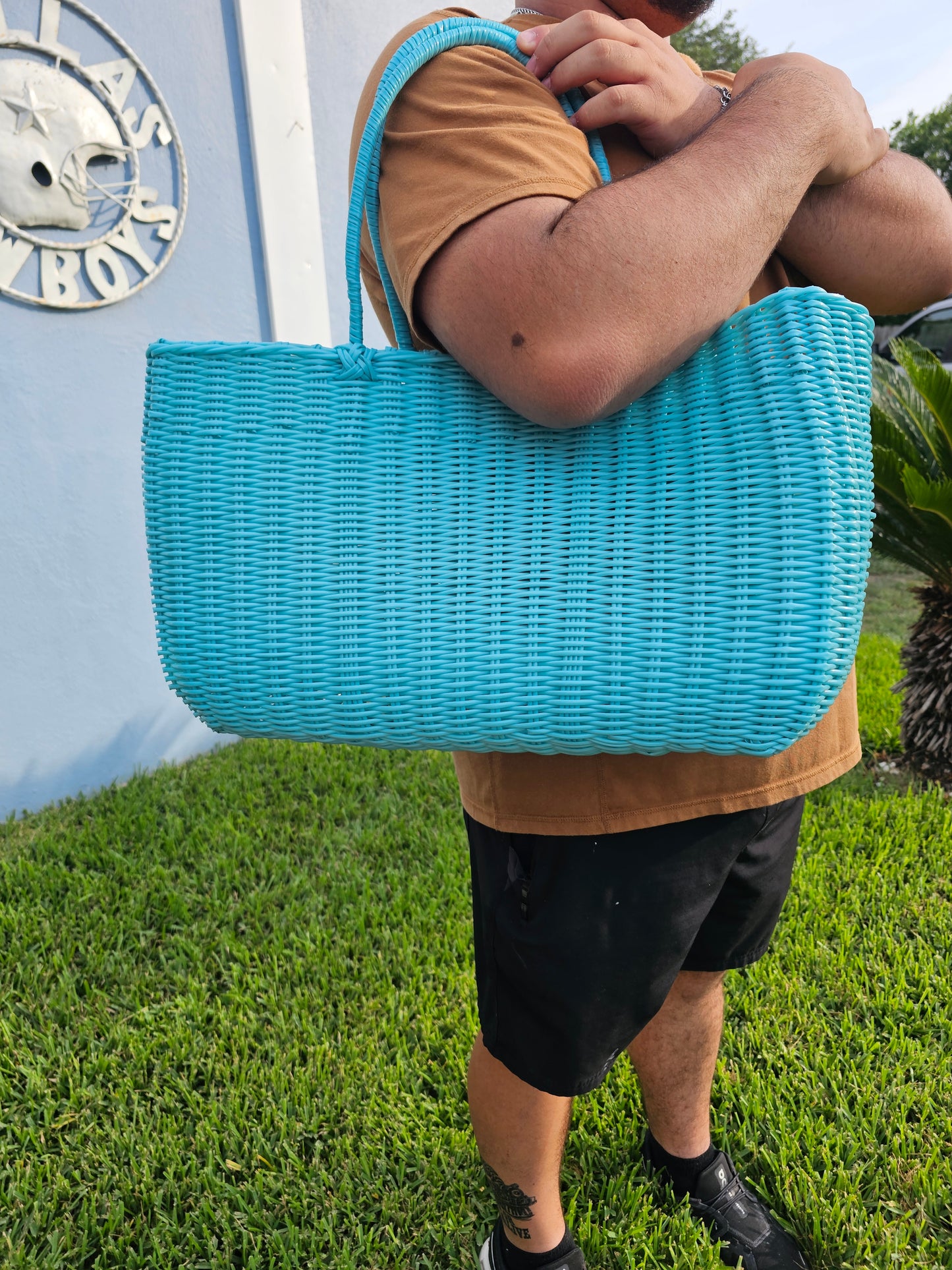 🥰Large woven tote (20inx12in.)