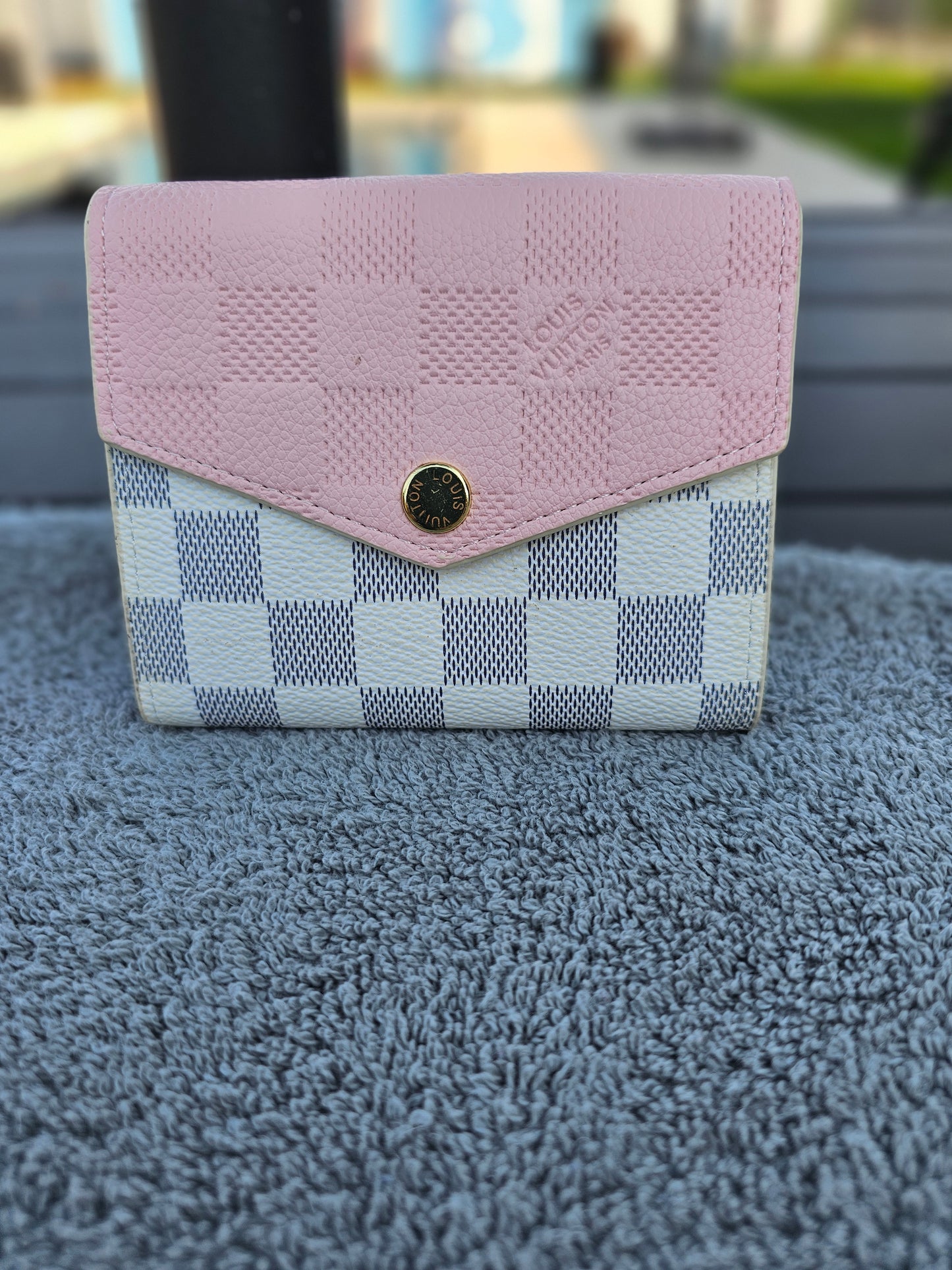 Small snap wallet