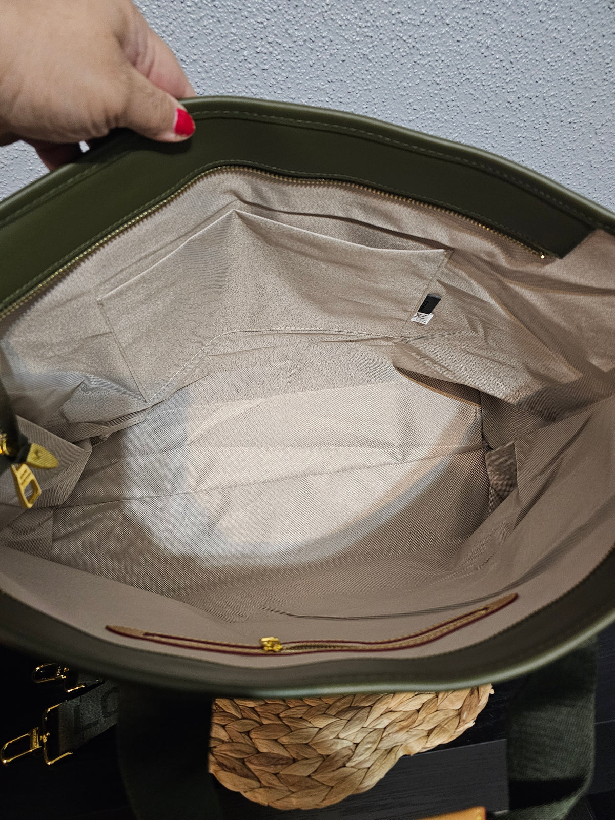 Beautiful Oversized canvas tote size (23 1/2 L× 13in h)