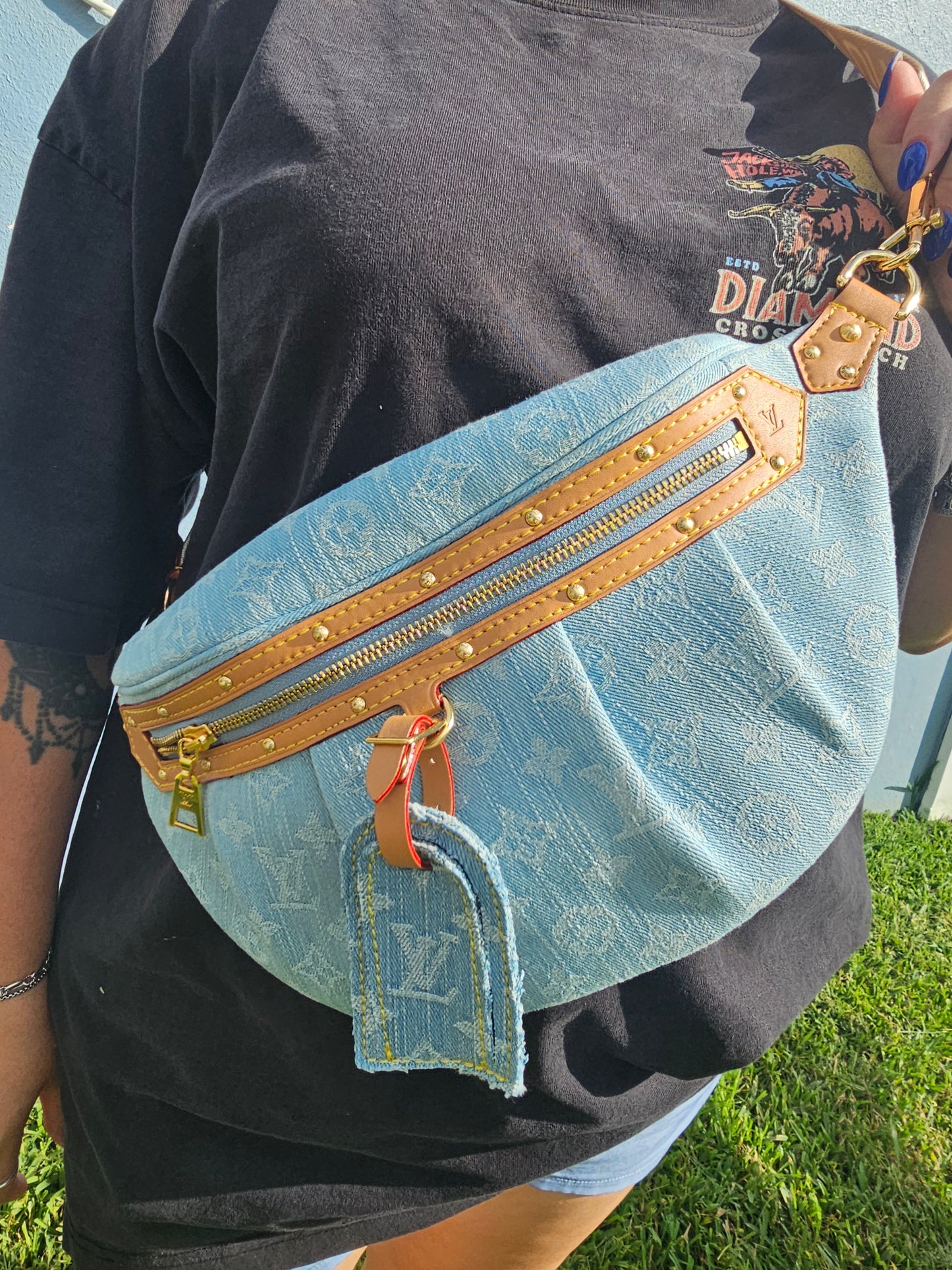 Chest bag