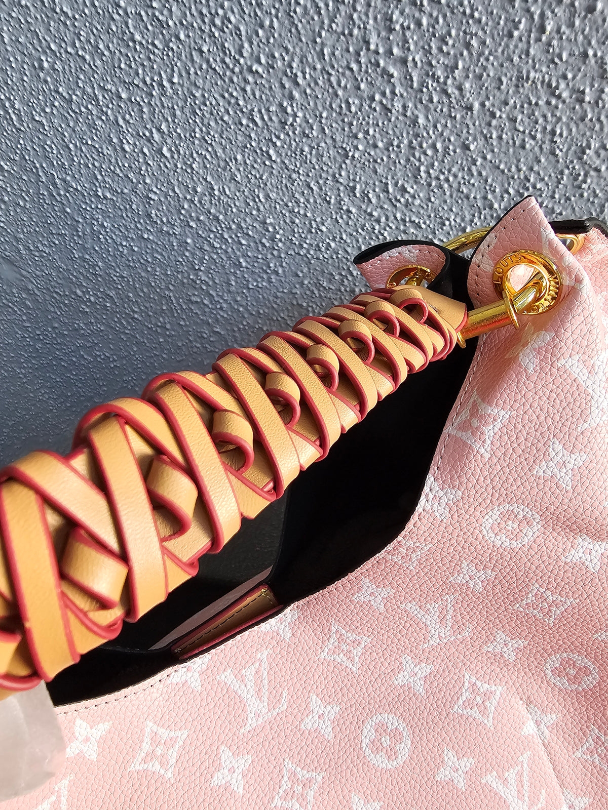 Large shoulder carry braided strap bag (light pink)