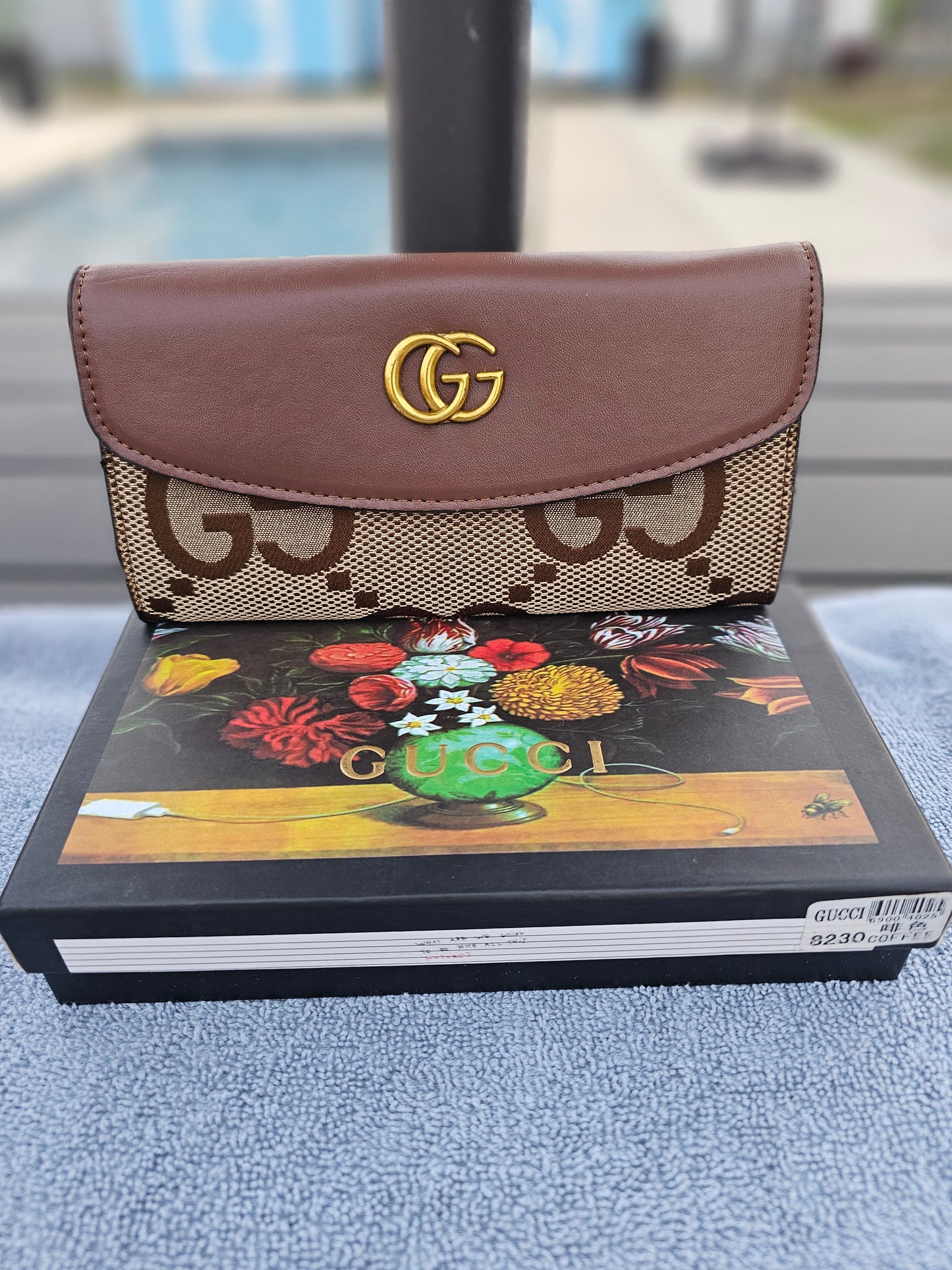 Full-size snap wallet