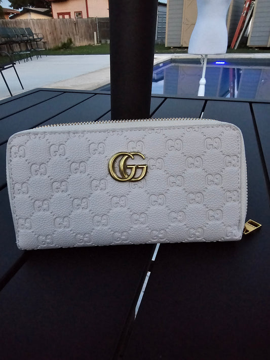 Full Size zippy wallet