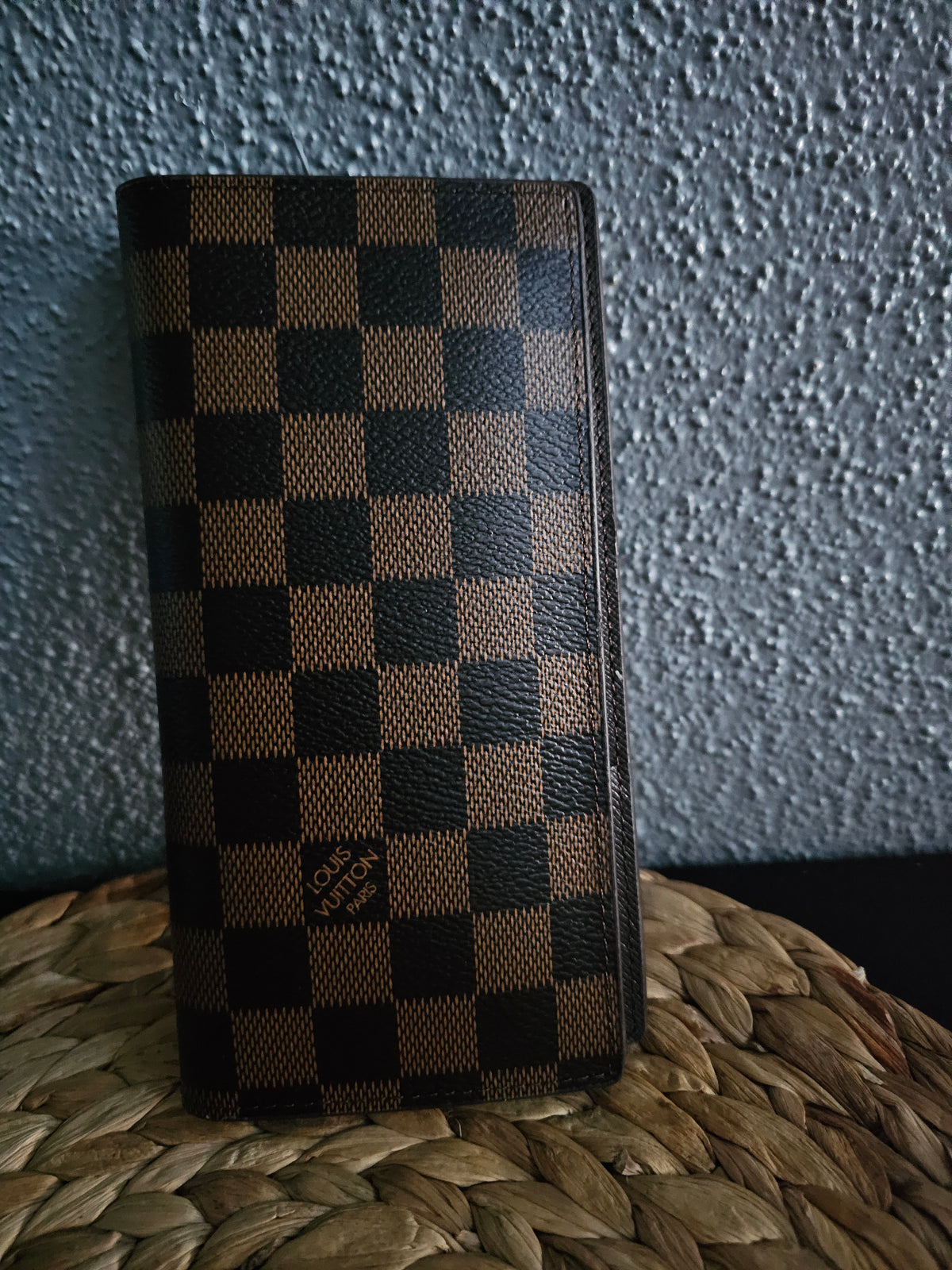 Full-size wallet