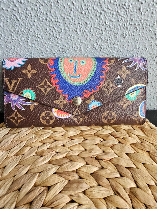Full-size snap wallet