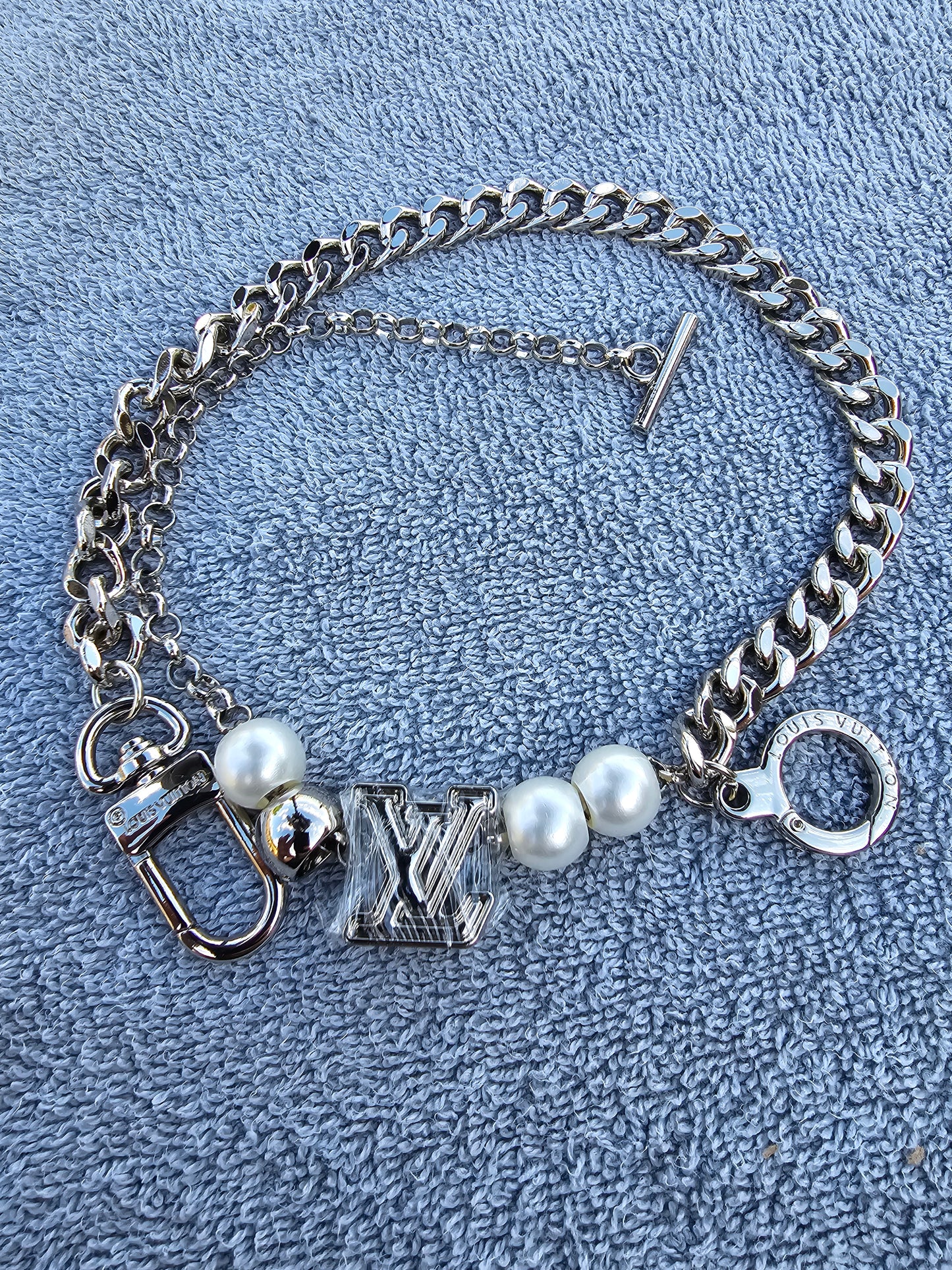 Long bag charm