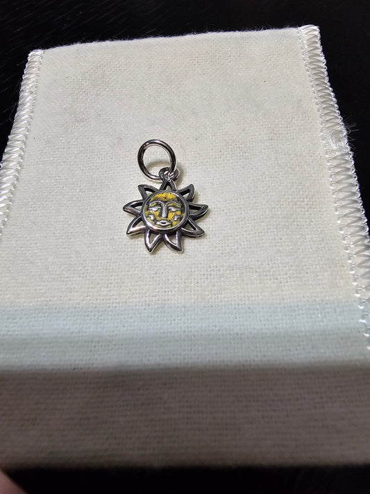 925  charm (sun)