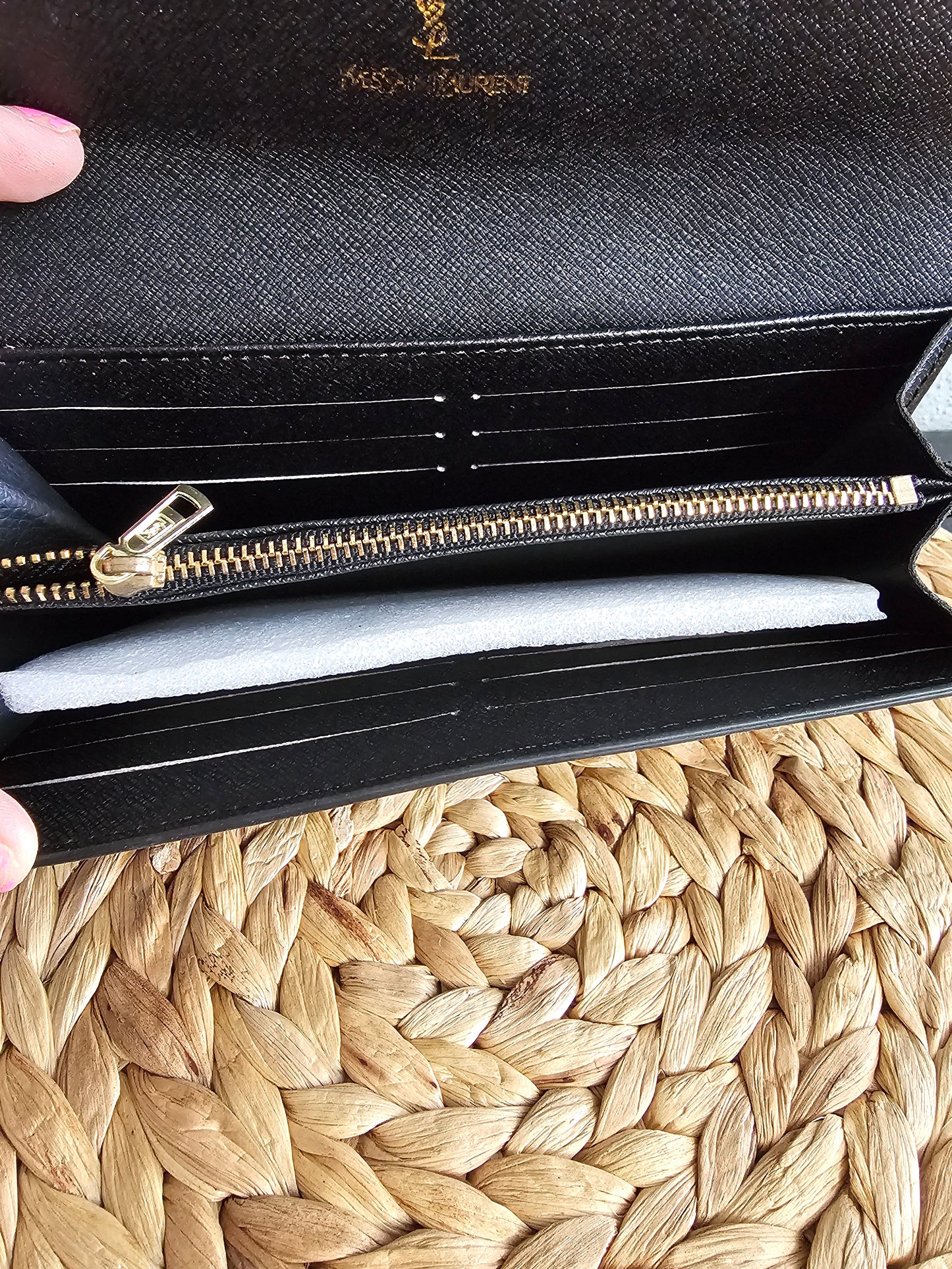 Full-size snap wallet