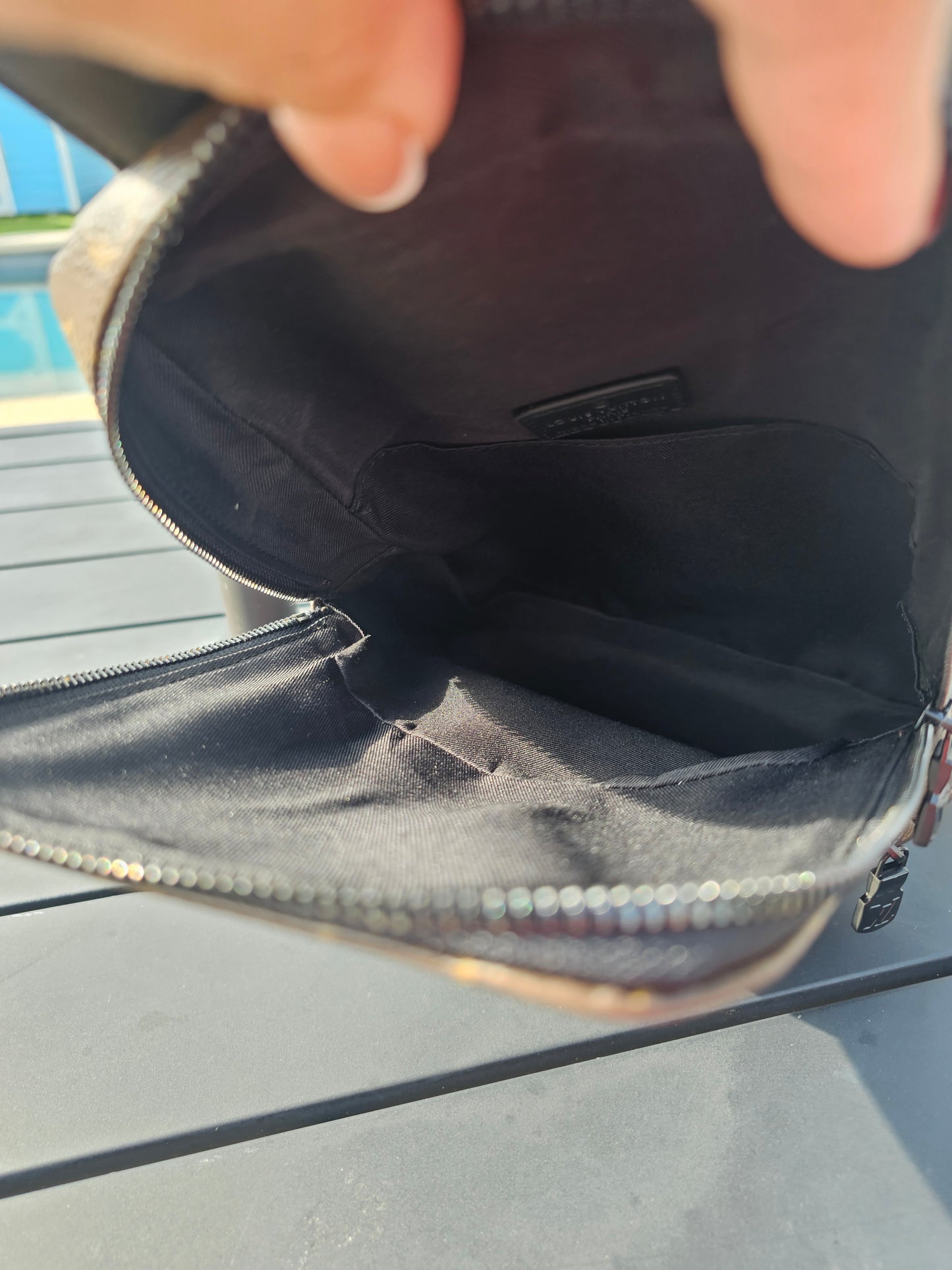 Sling bag