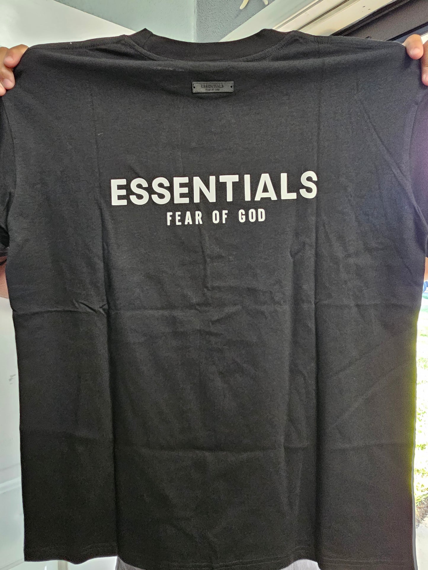 Unisex t-shirt size large